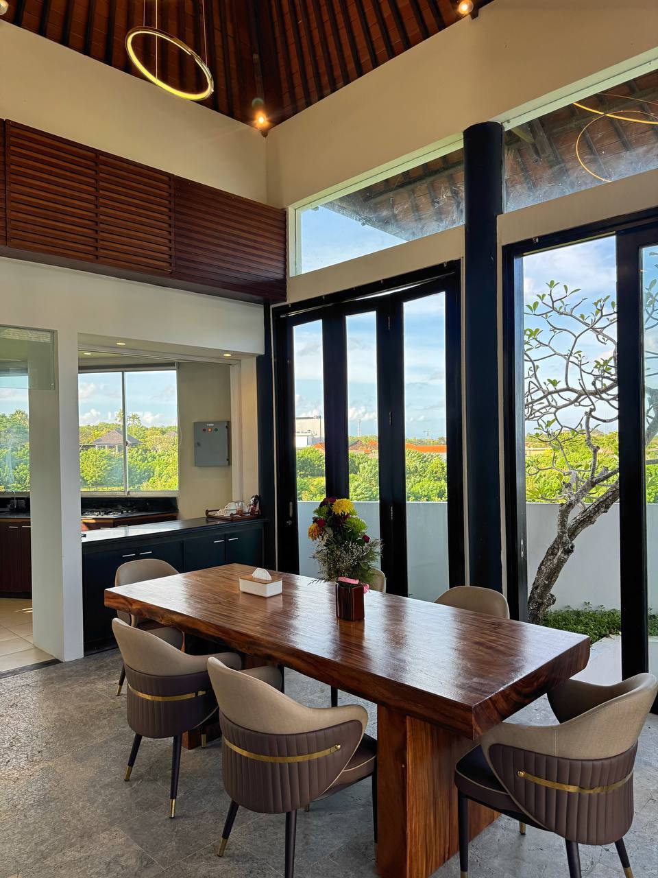 Вилла, 4 спальни