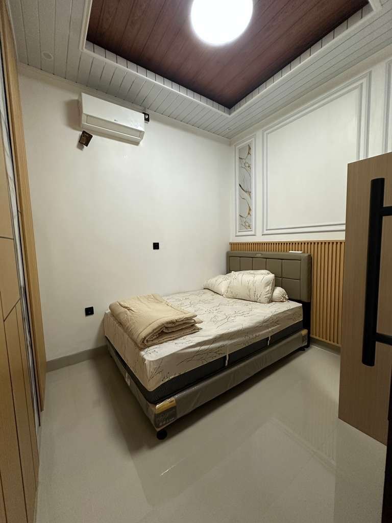 Дом, 4 спальни