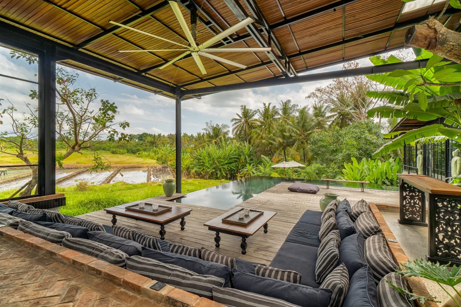 Вилла, 4 спальни