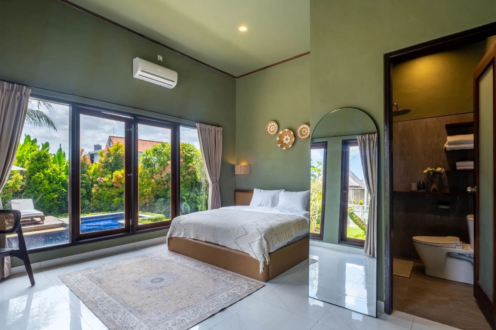 Вилла, 4 спальни