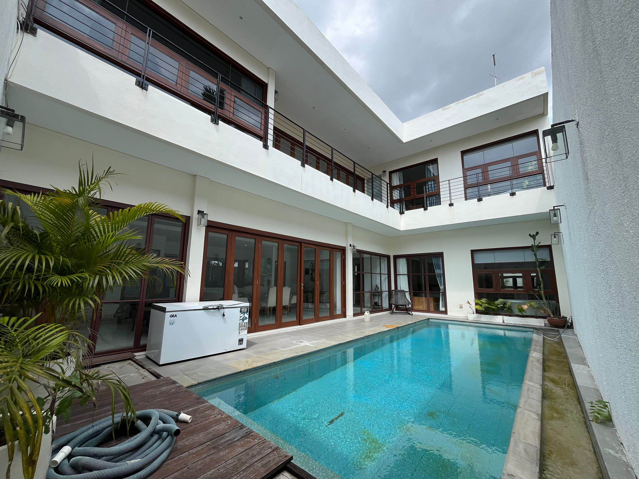 Вилла, 3 спальни