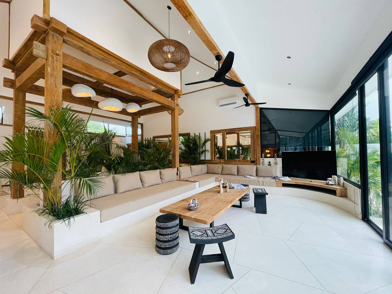 Вилла, 4 спальни