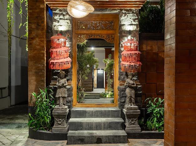 Комната, 7 спален