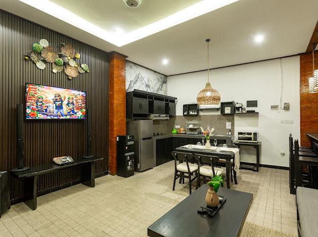 Комната, 7 спален