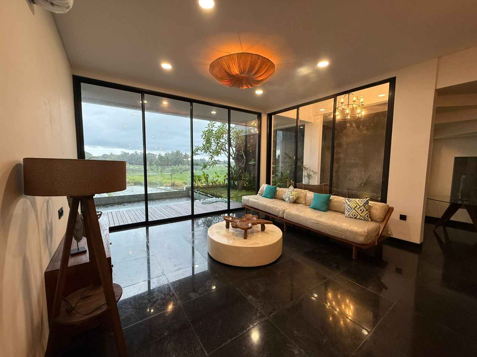 Вилла, 4 спальни