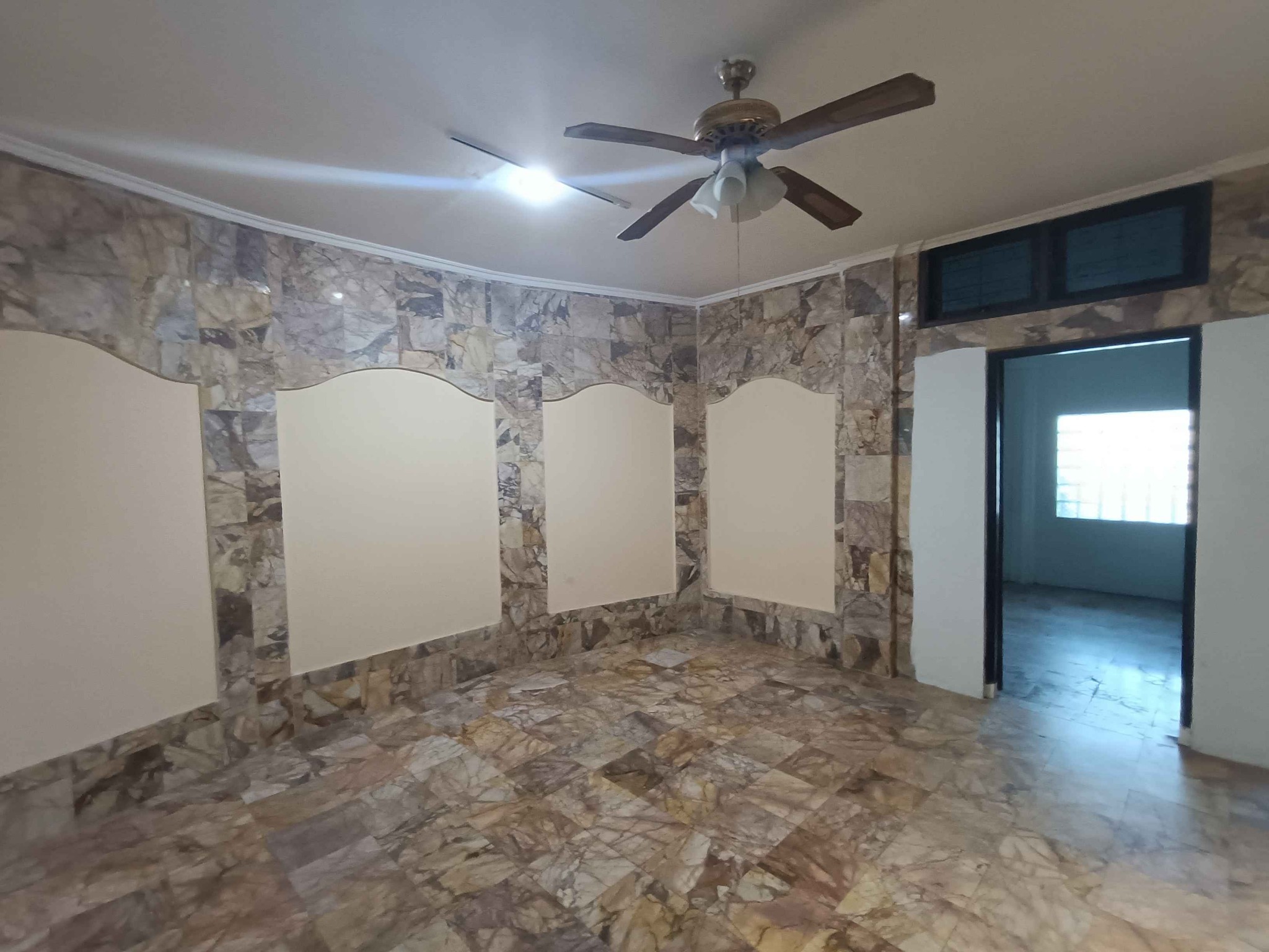 Дом, 3 спальни