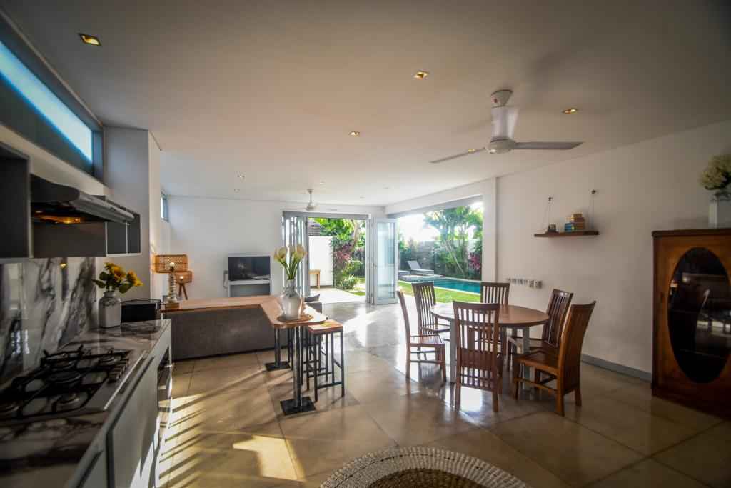 Вилла, 4 спальни