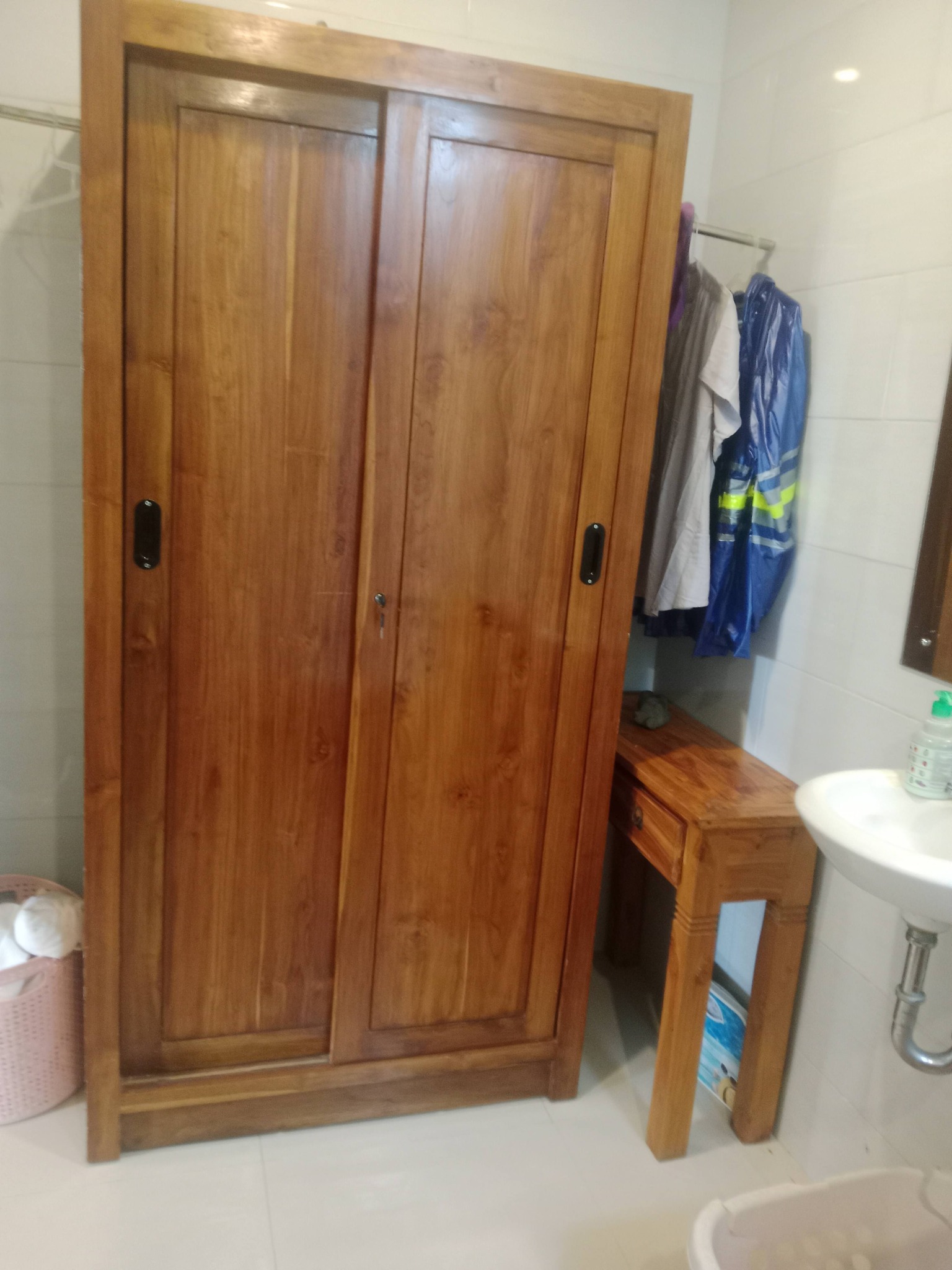 Комната, 3 спальни