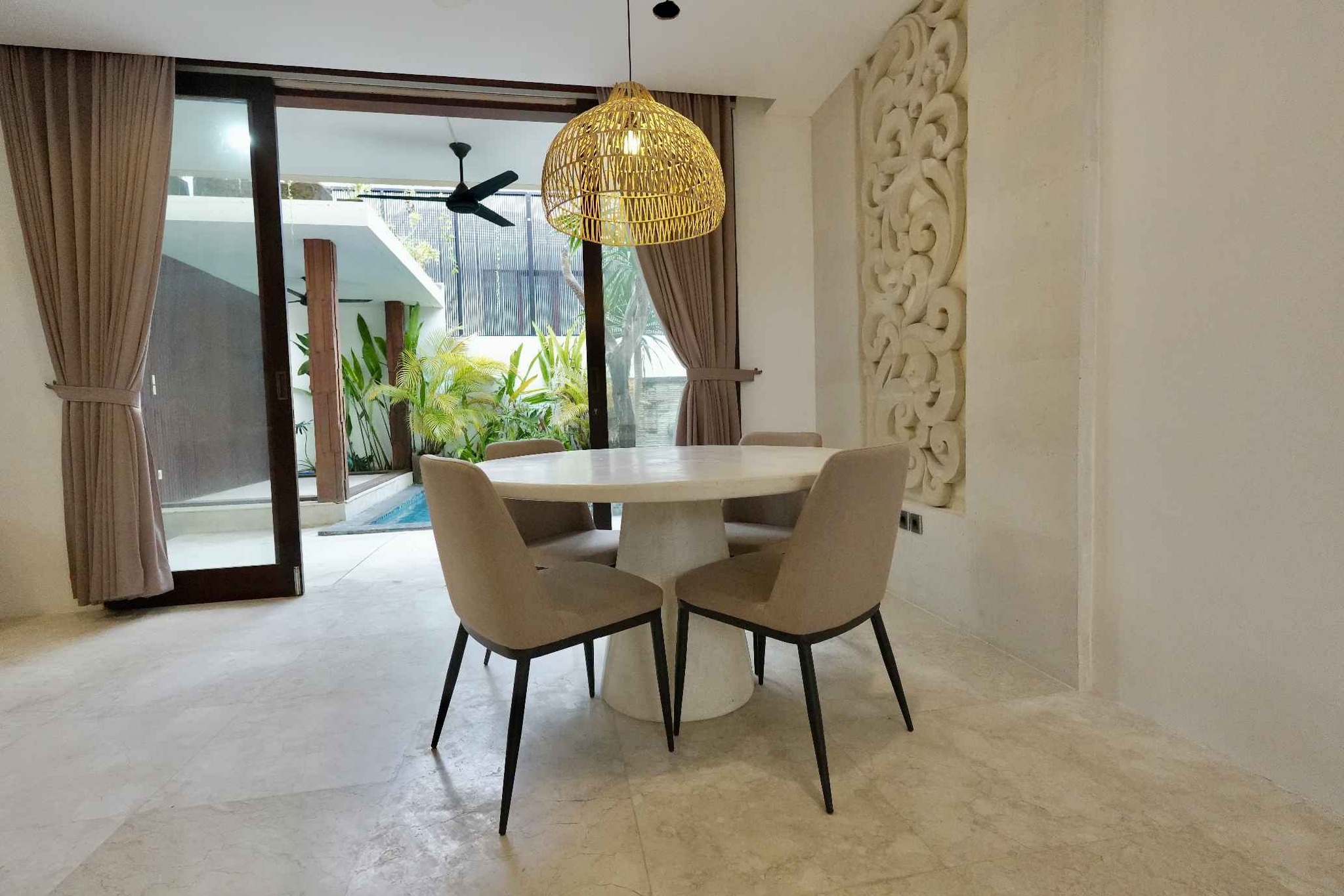 Вилла, 4 спальни