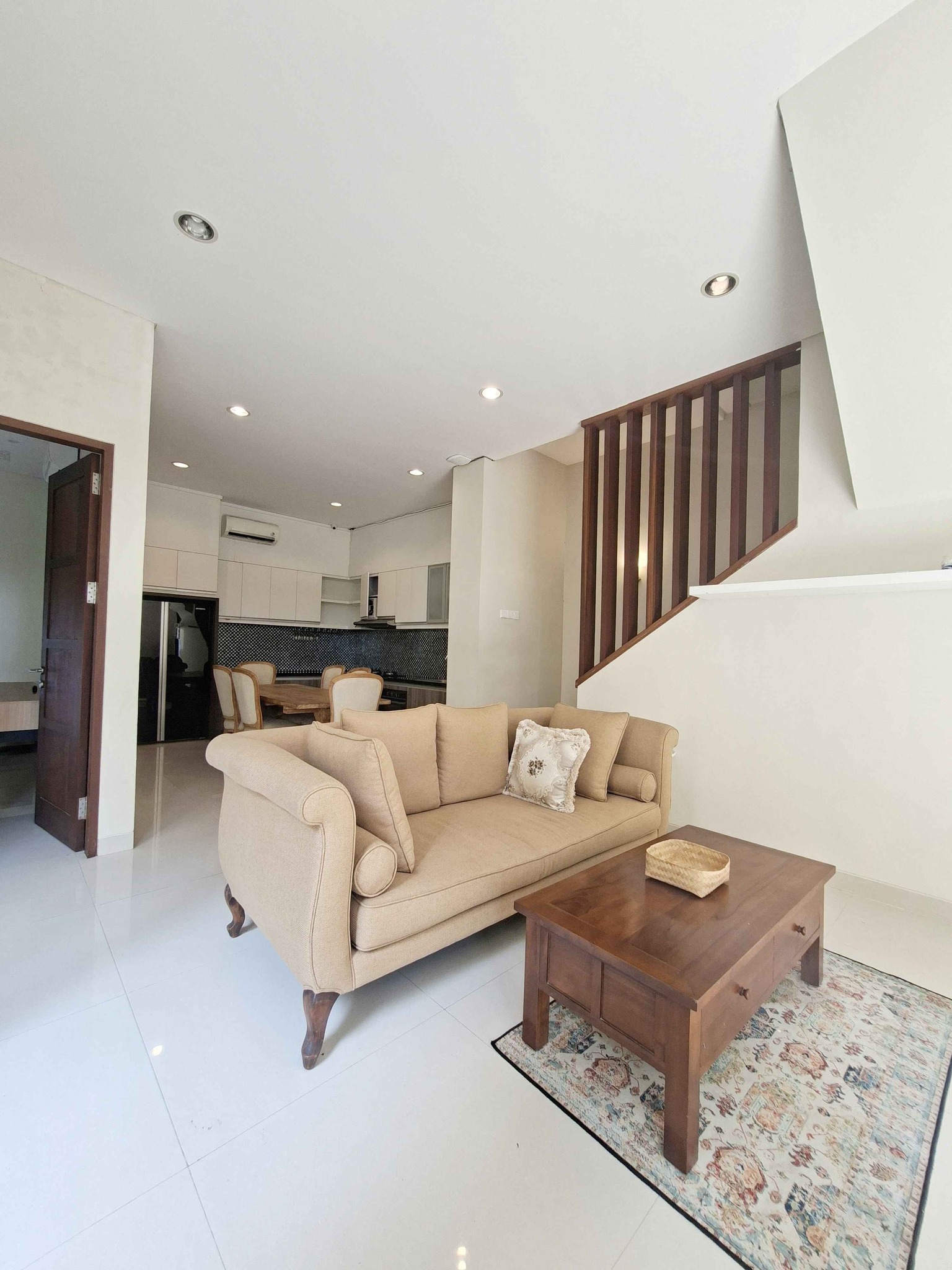 Вилла, 4 спальни