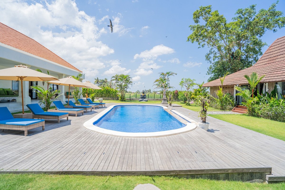 Вилла, 3 спальни