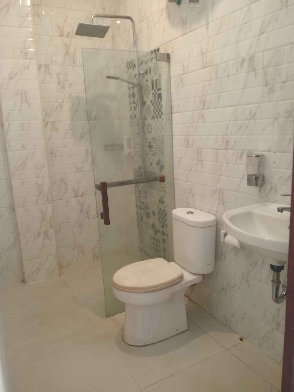 Апартаменты, 8 спален