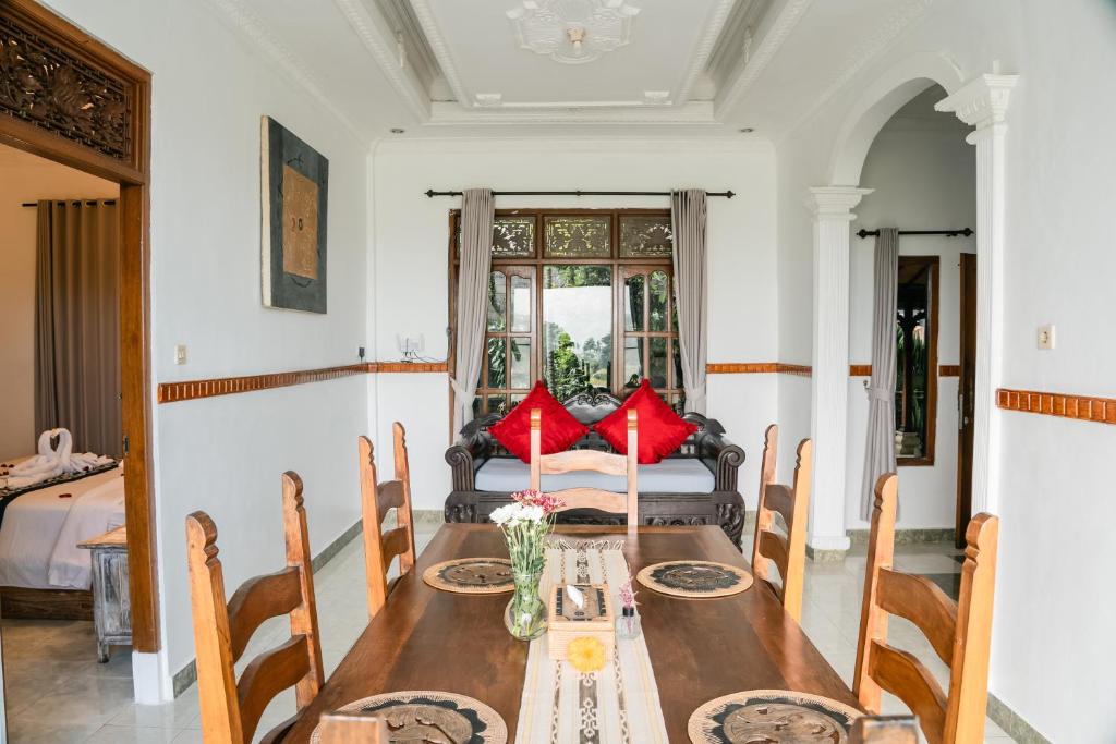 Вилла, 4 спальни