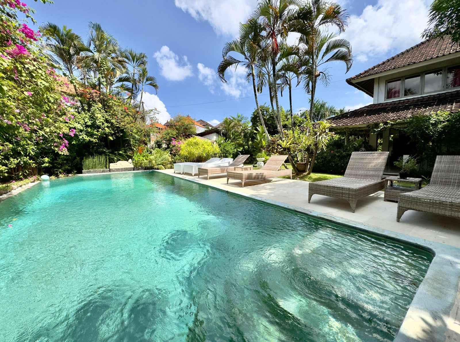 Вилла, 3 спальни