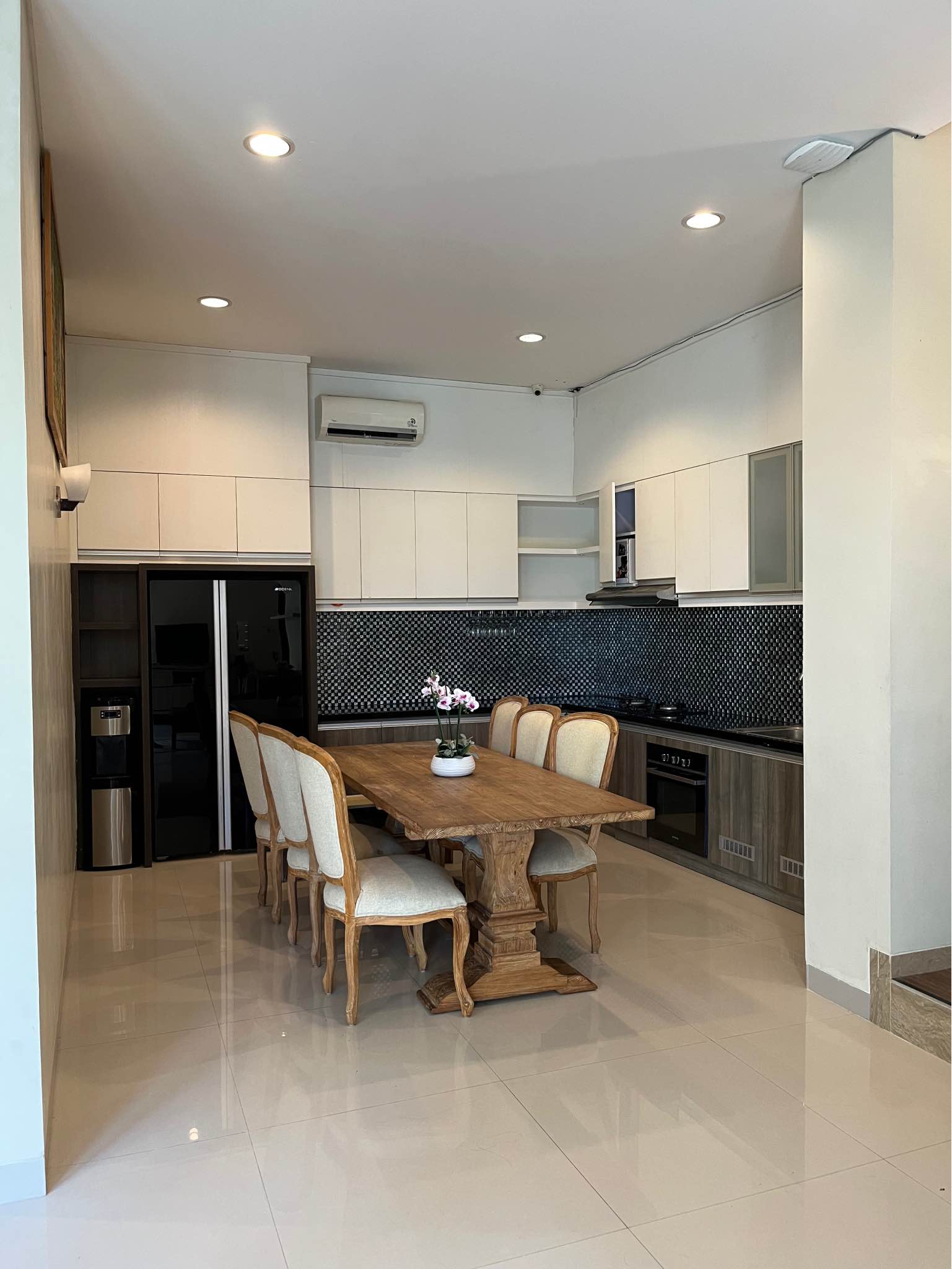 Вилла, 4 спальни