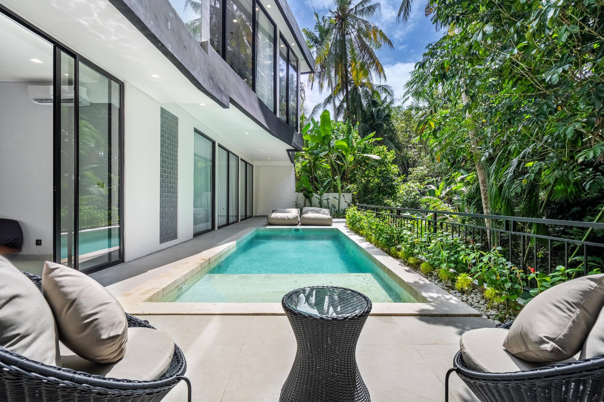 Вилла, 4 спальни