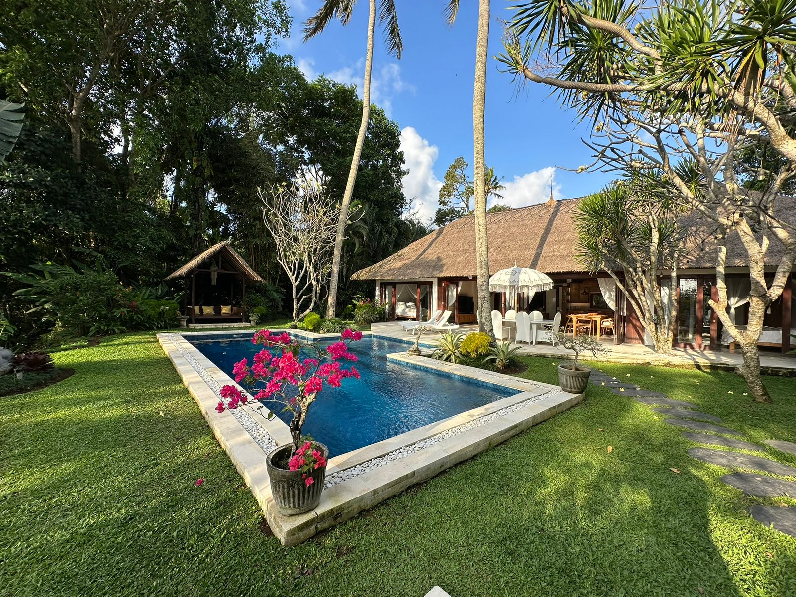 Вилла, 2 спальни