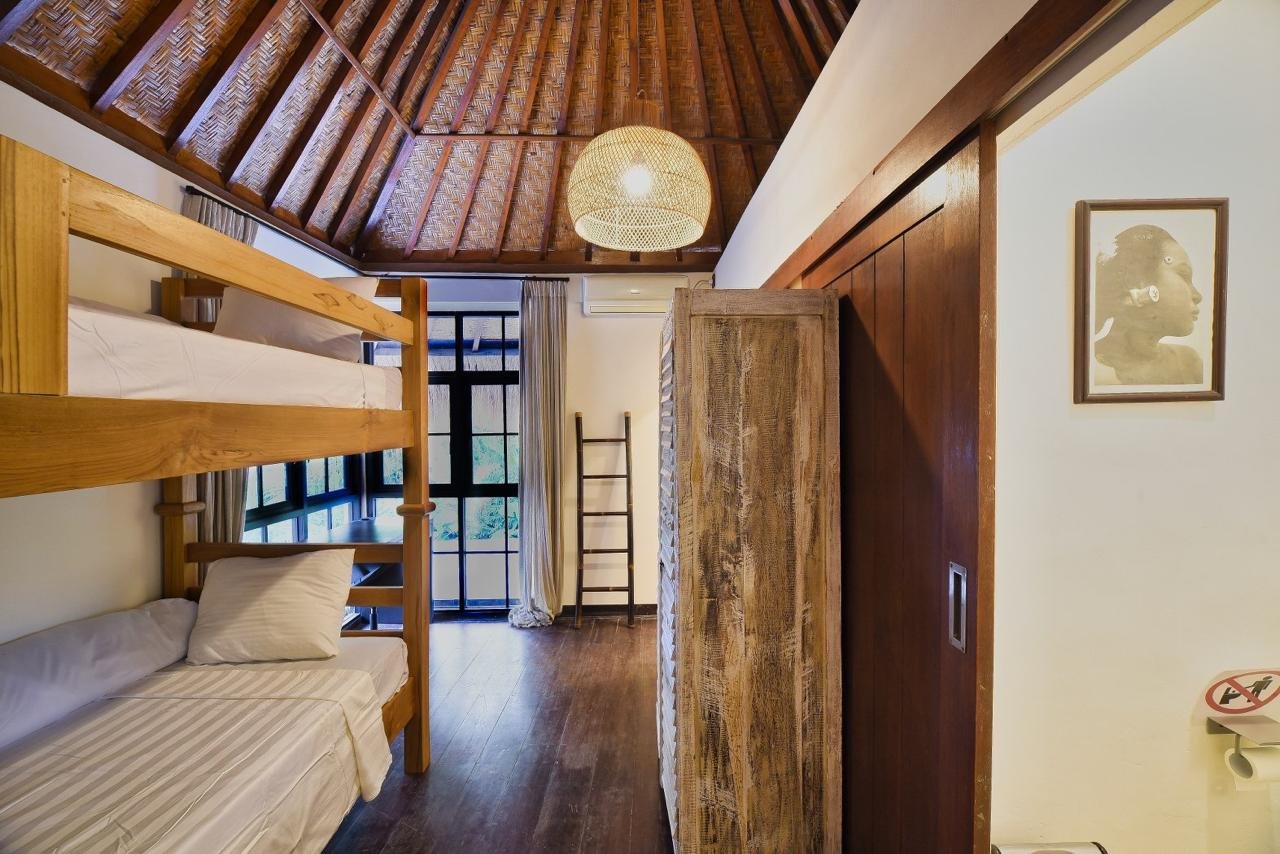 Вилла, 4 спальни