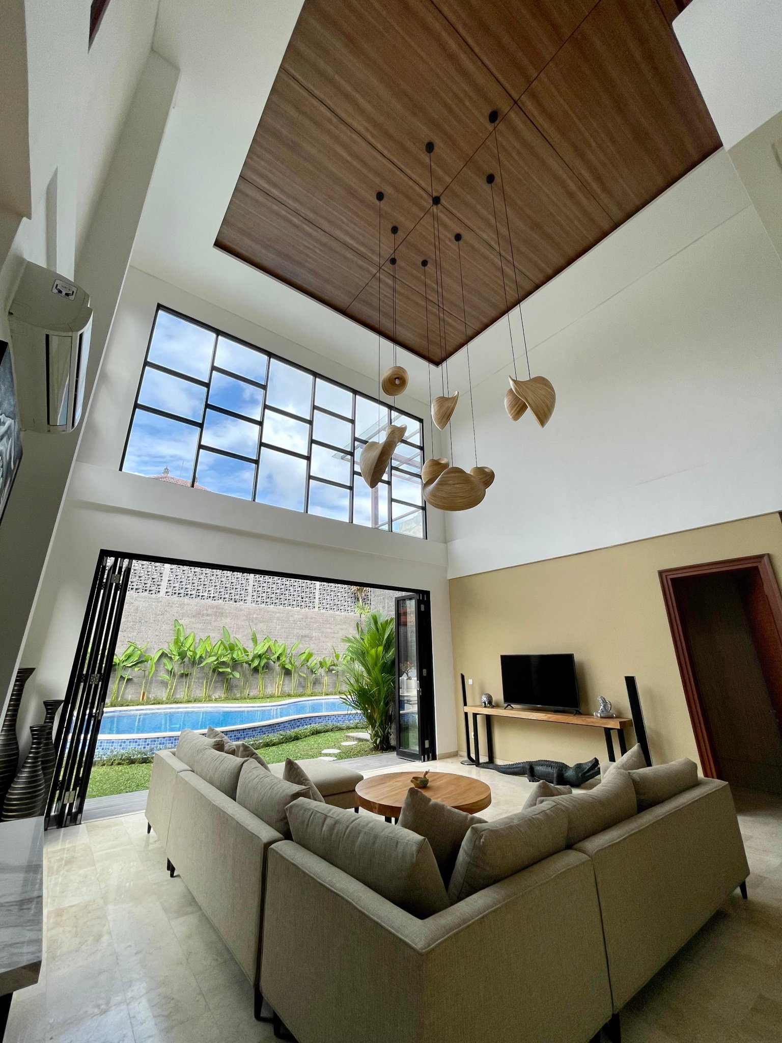 Вилла, 4 спальни