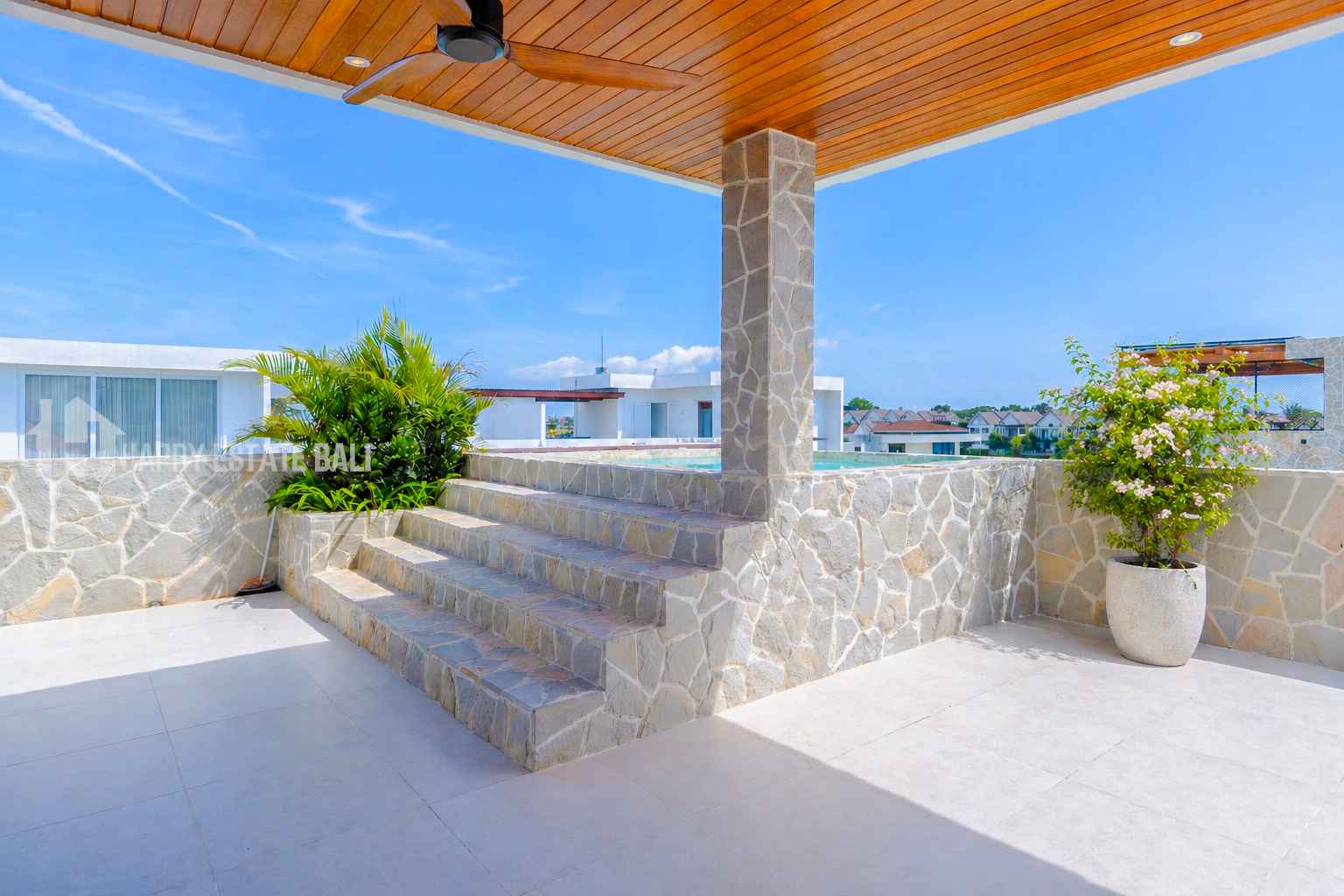 Вилла, 4 спальни