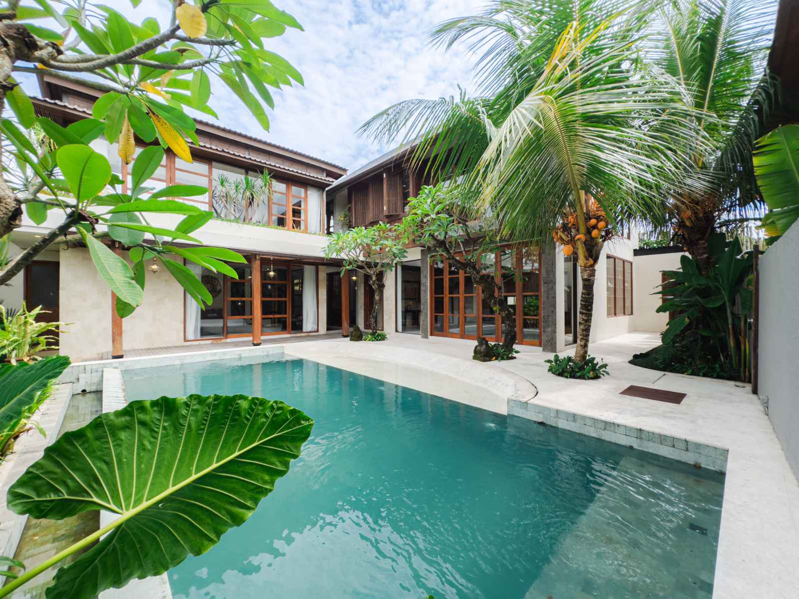 Вилла, 4 спальни