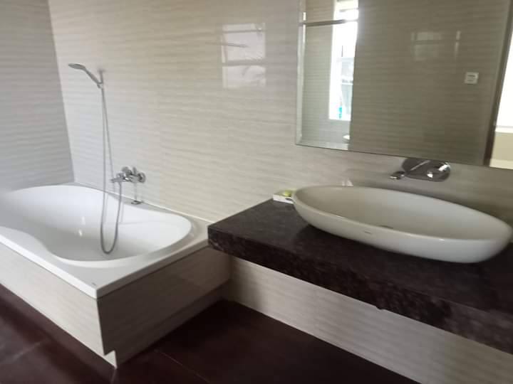 Вилла, 4 спальни