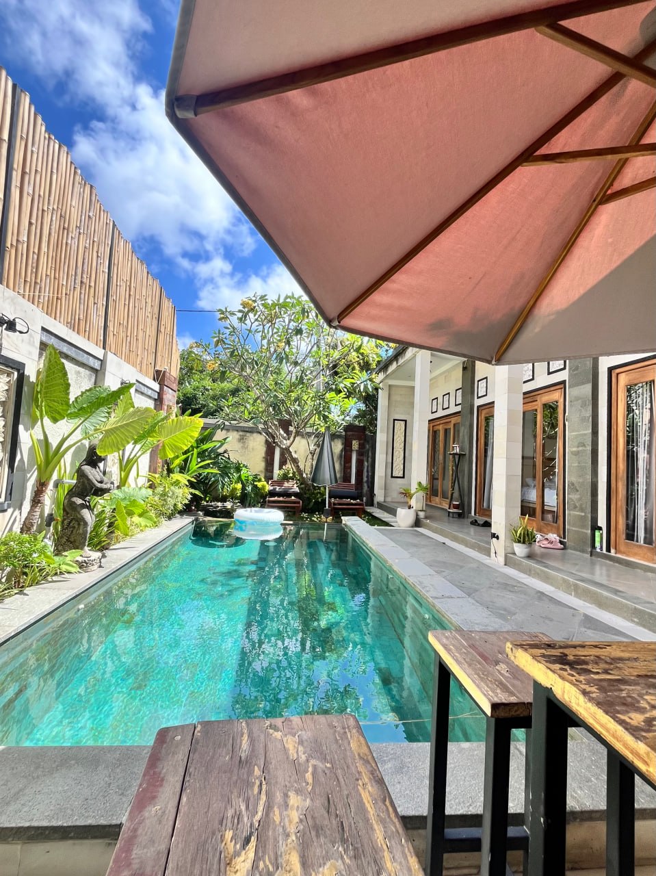 Комната, 3 спальни