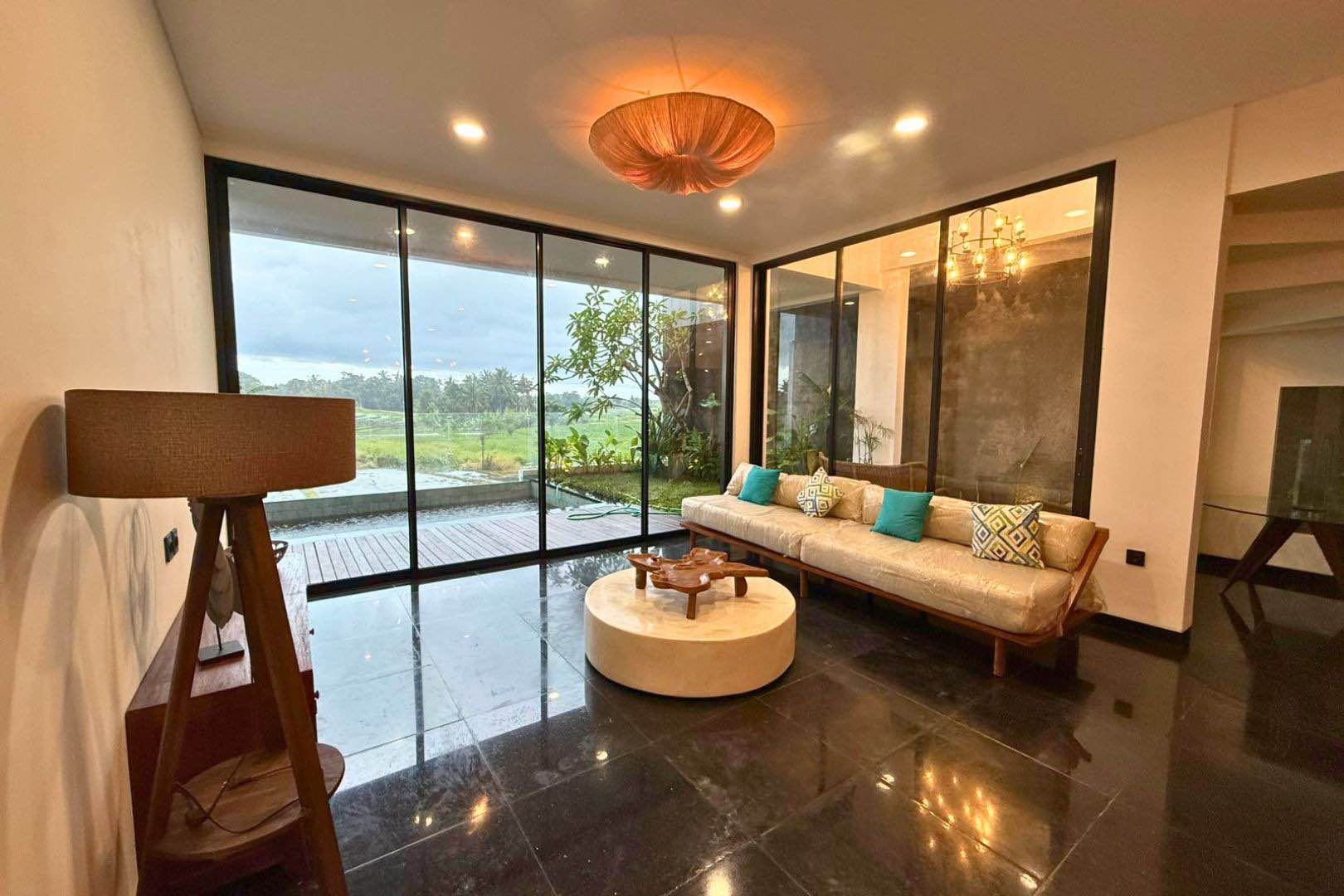 Вилла, 4 спальни