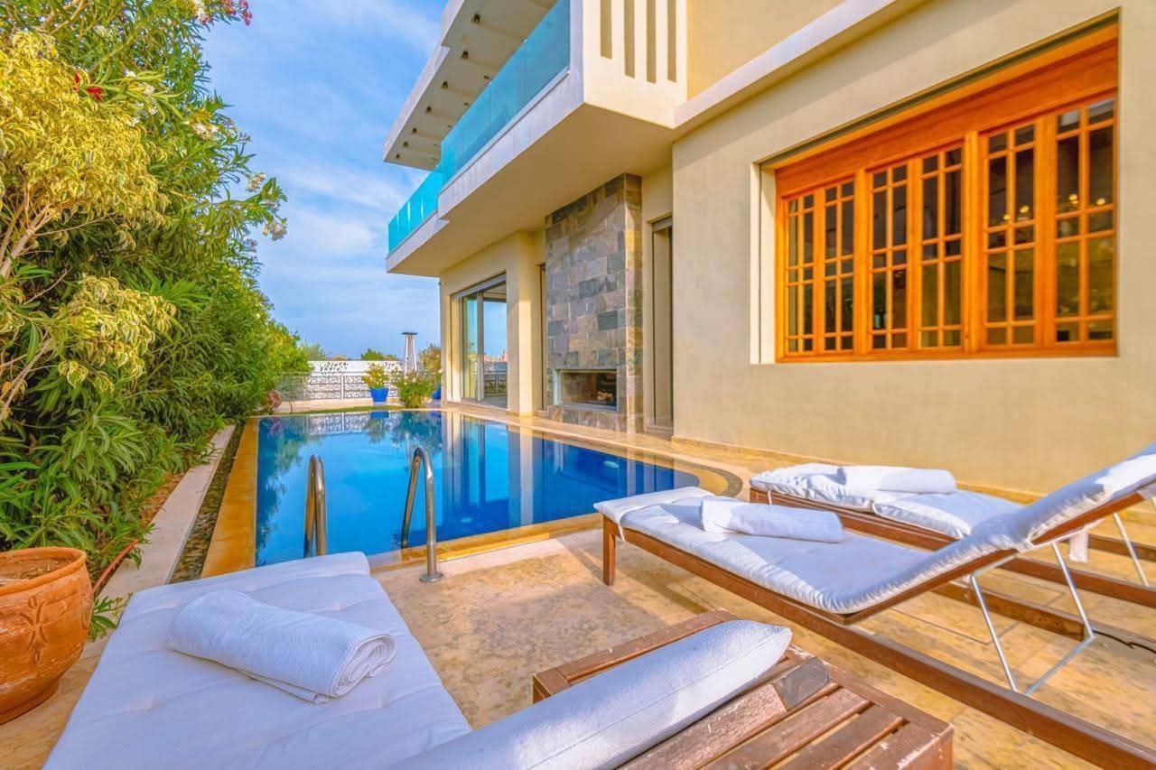 Вилла, 4 спальни