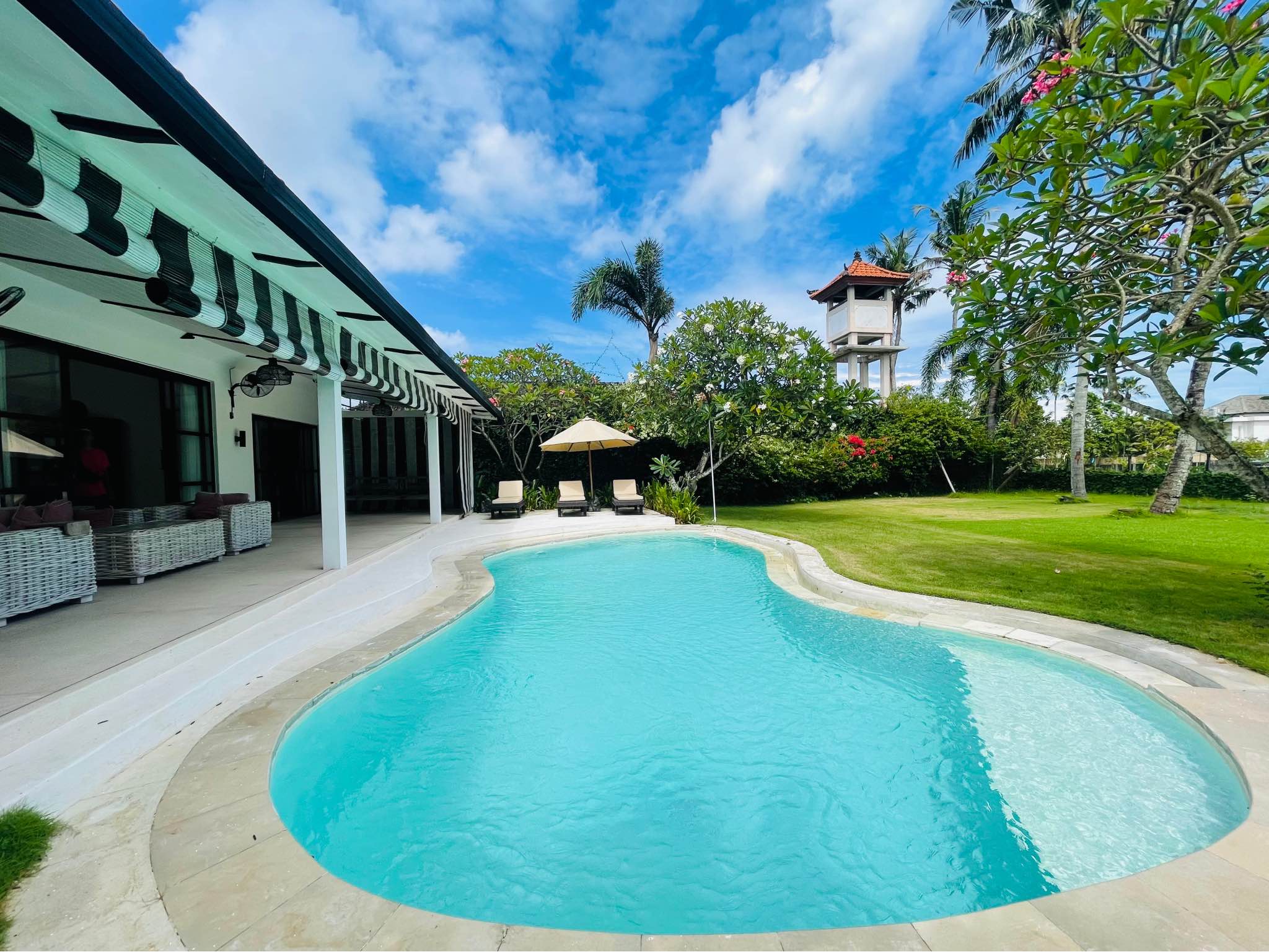 Вилла, 4 спальни