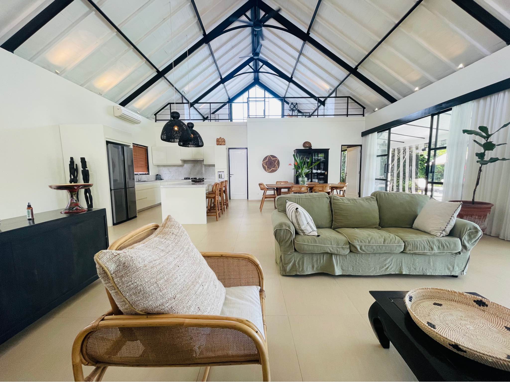 Вилла, 4 спальни