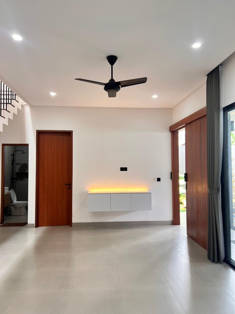 Дом, 4 спальни