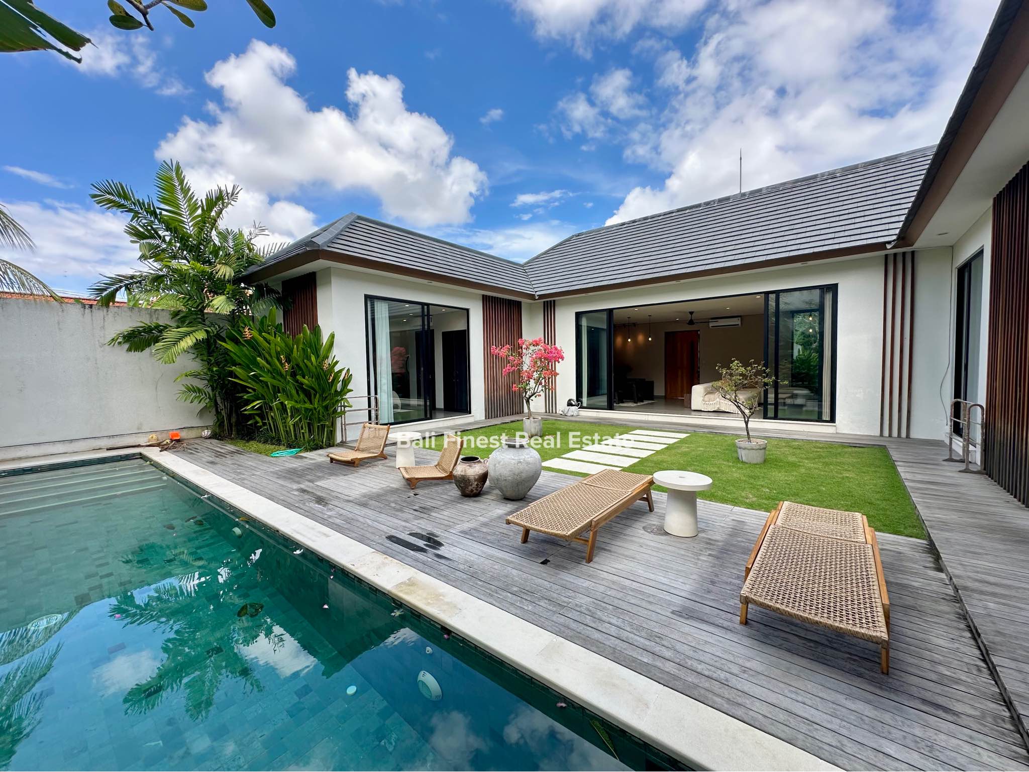 Вилла, 4 спальни