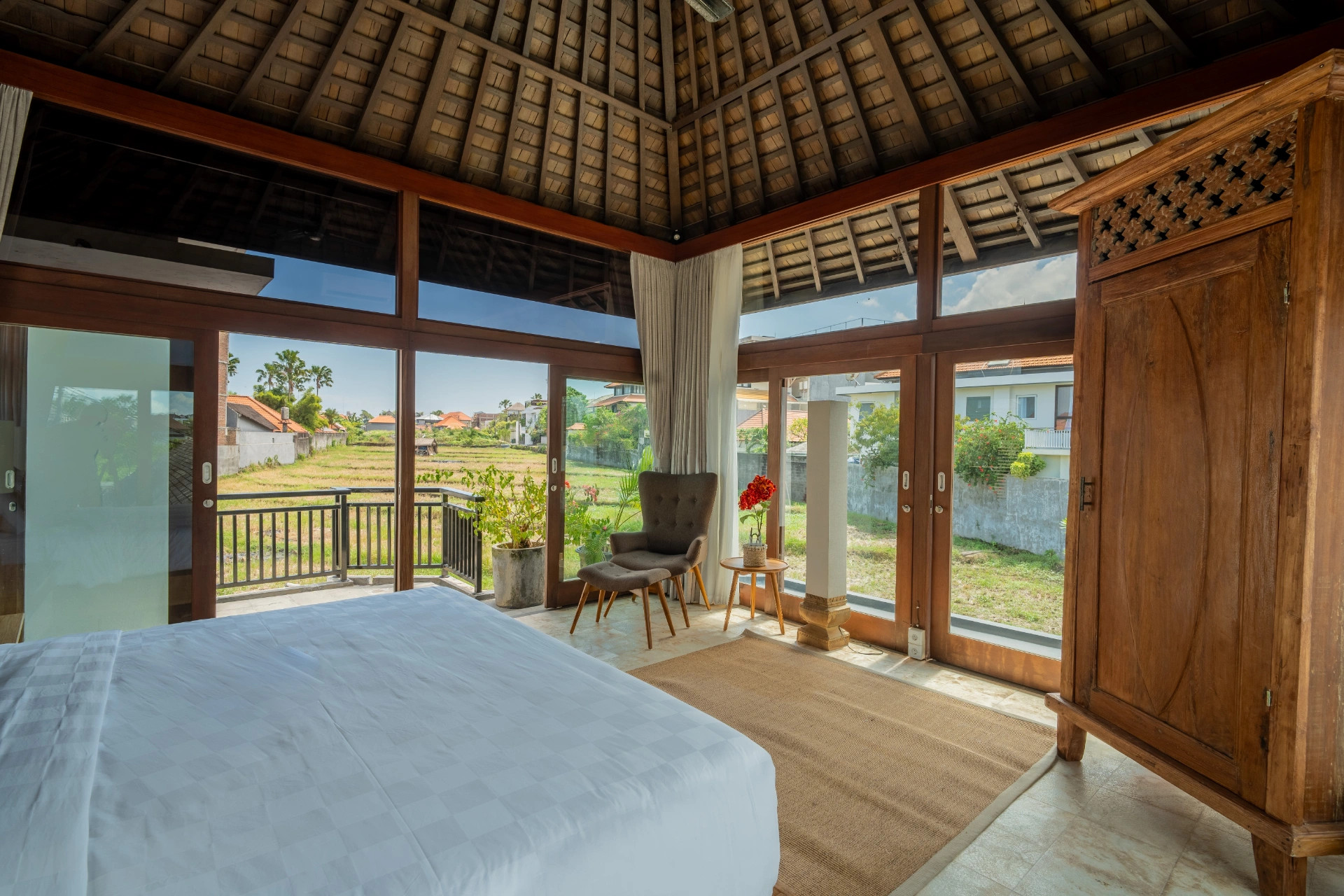Вилла, 4 спальни
